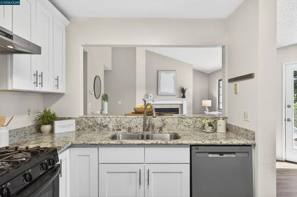 246 Canyon Woods Way San Ramon CA 94582