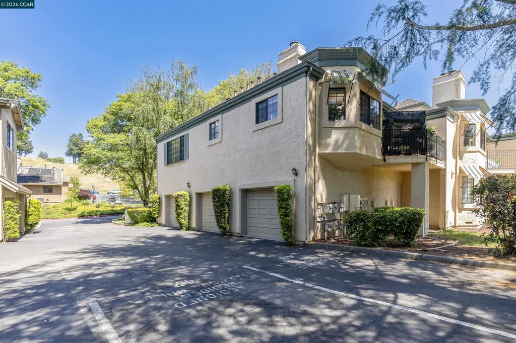 246 Canyon Woods Way San Ramon CA 94582