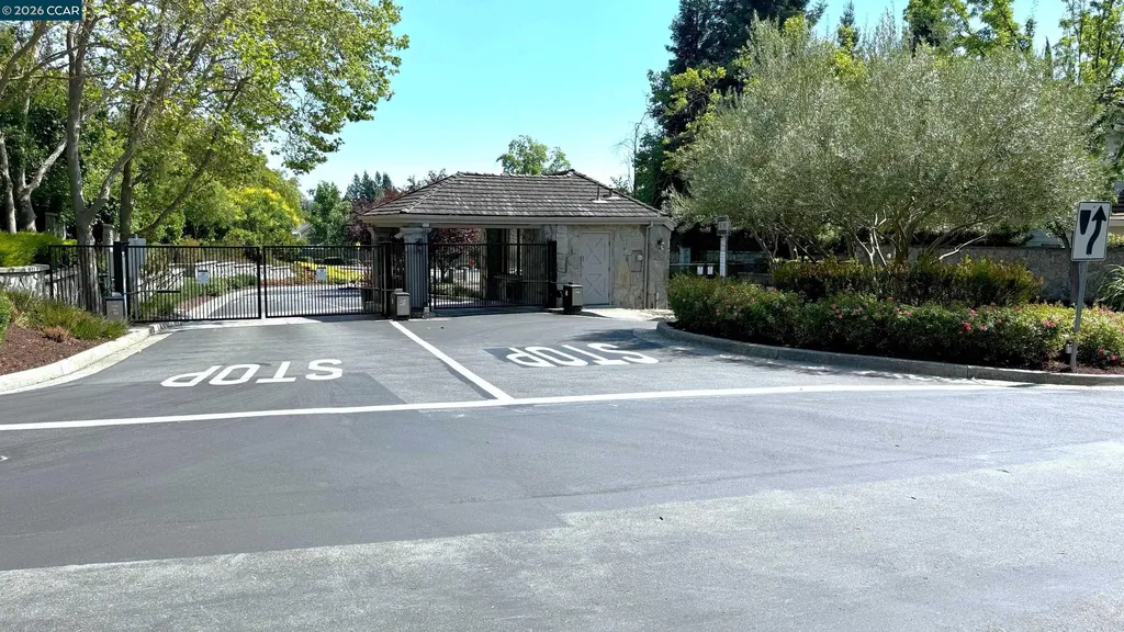 246 Canyon Woods Way San Ramon CA 94582