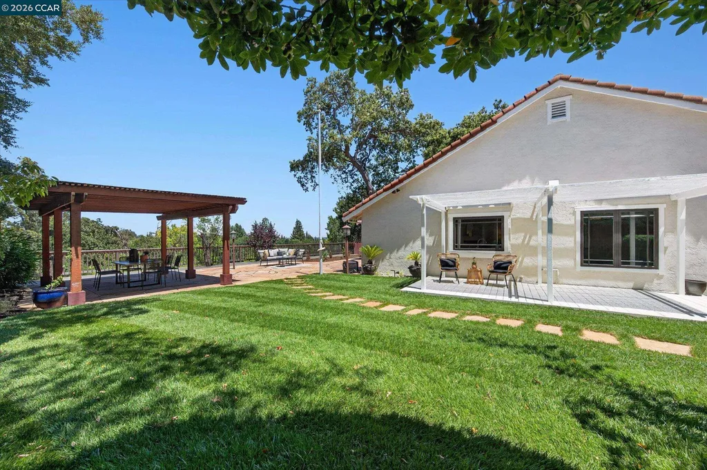 220 Briaridge Court Pleasant Hill CA 94523