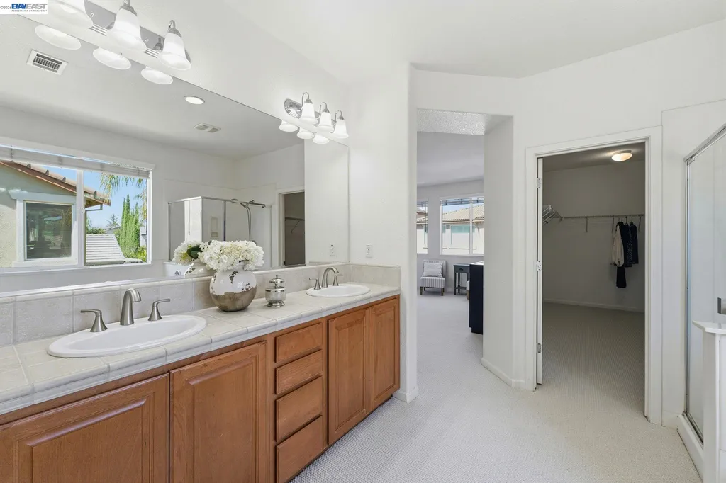 15 Vitruvius Court Oakley CA 94561