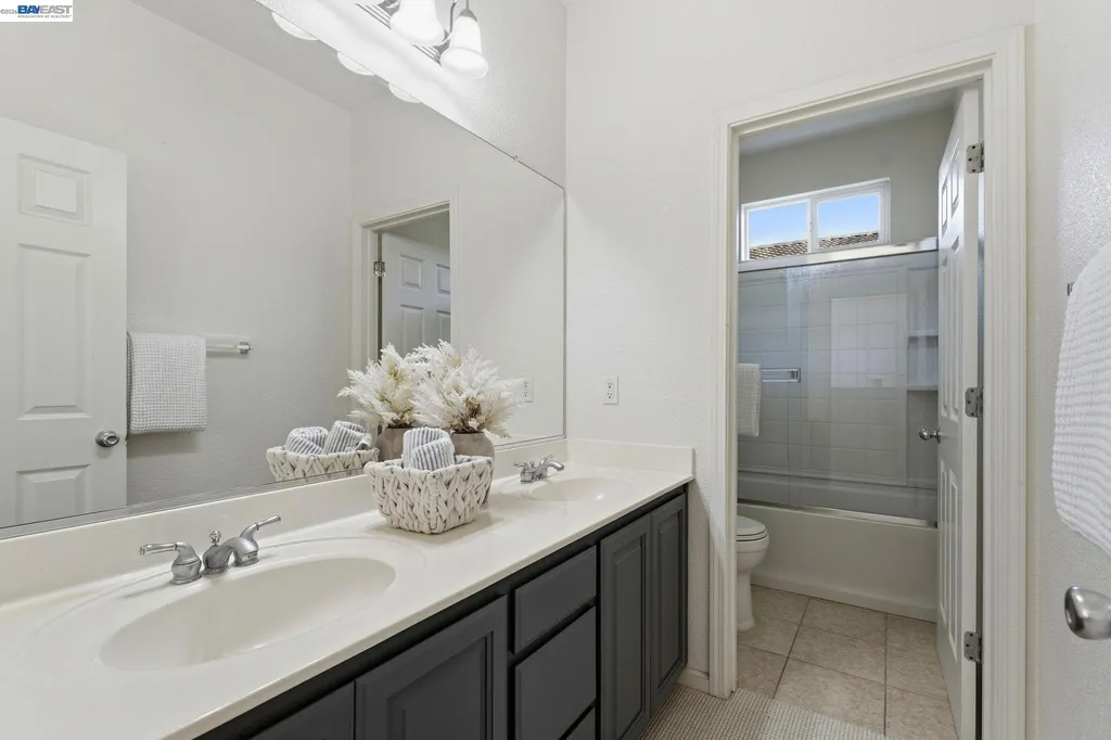 15 Vitruvius Court Oakley CA 94561