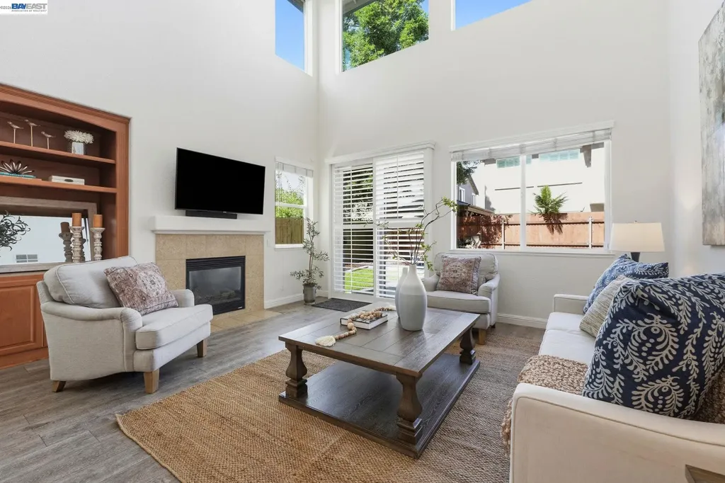 15 Vitruvius Court Oakley CA 94561