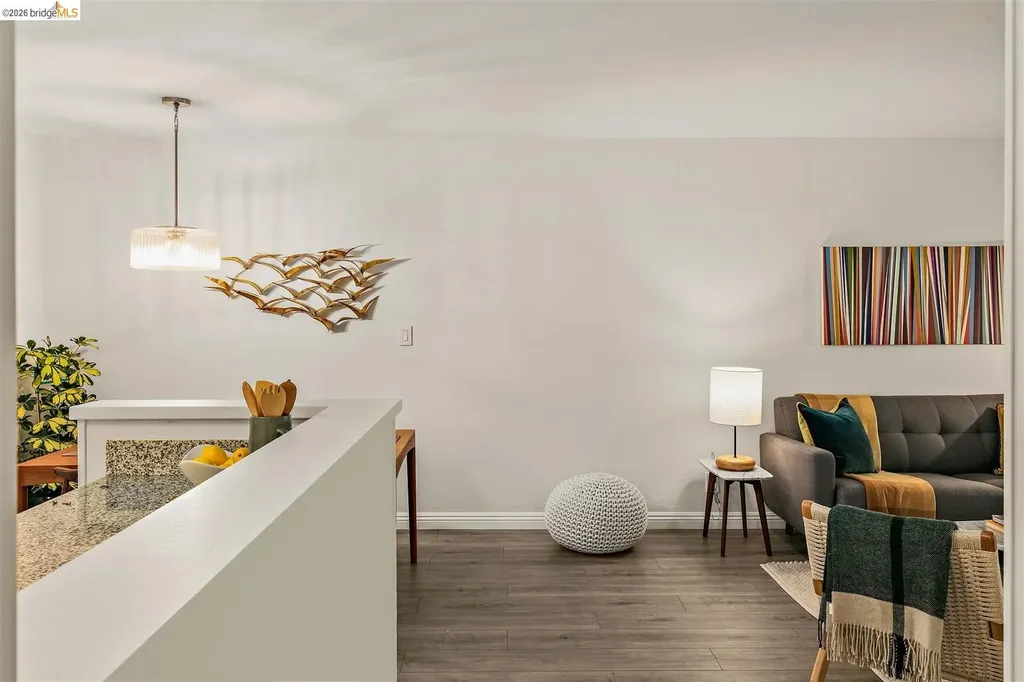 385 Jayne Avenue Oakland CA 94610