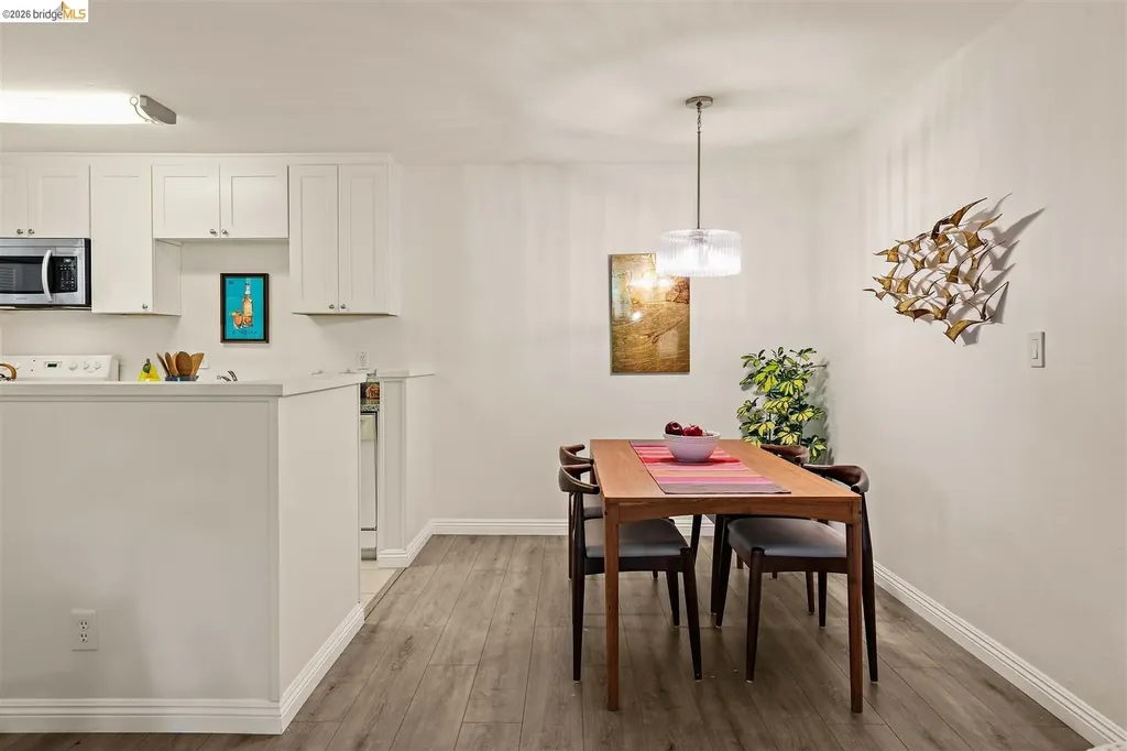 385 Jayne Avenue Oakland CA 94610