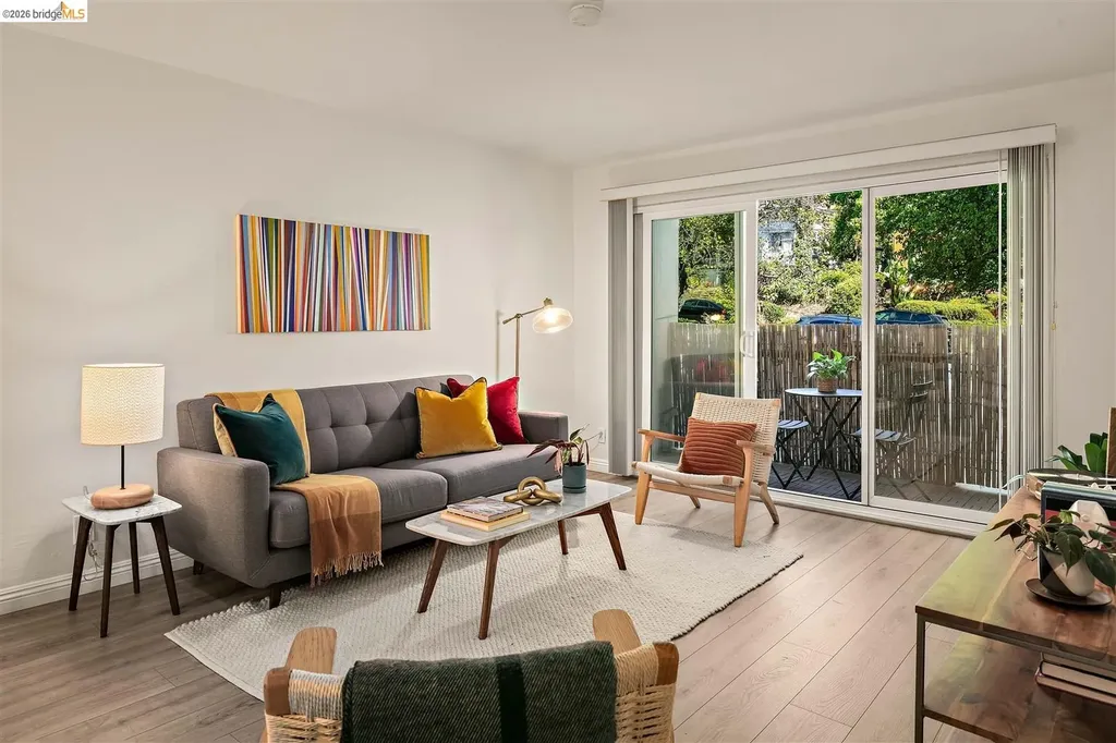 385 Jayne Avenue Oakland CA 94610