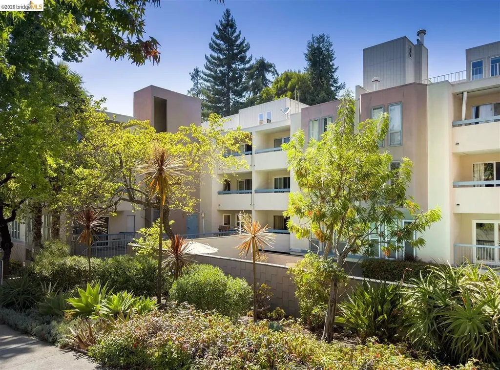 385 Jayne Avenue Oakland CA 94610