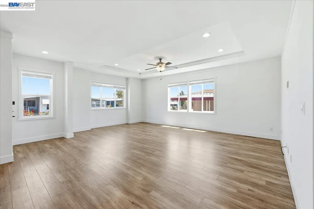 27915 Pueblo Springs Hayward CA 94545