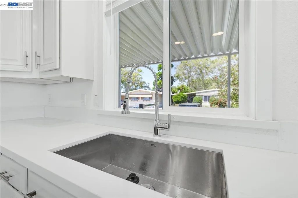 27915 Pueblo Springs Hayward CA 94545