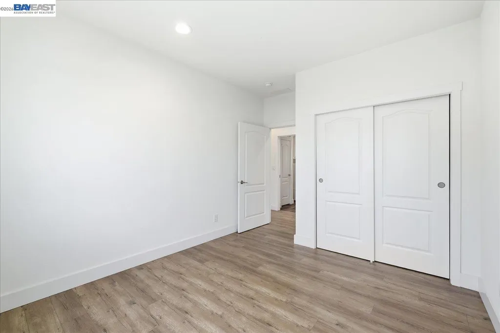 27915 Pueblo Springs Hayward CA 94545