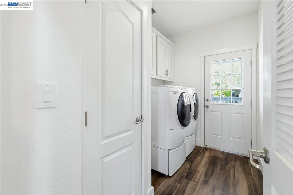 27915 Pueblo Springs Hayward CA 94545