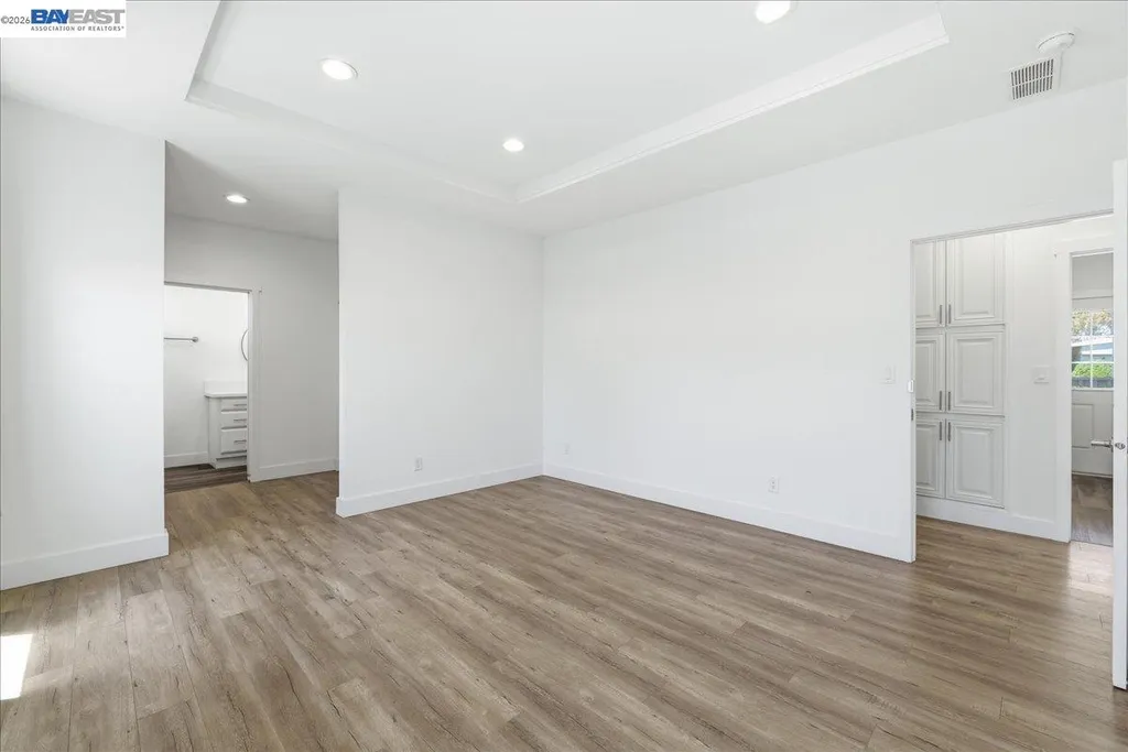 27915 Pueblo Springs Hayward CA 94545