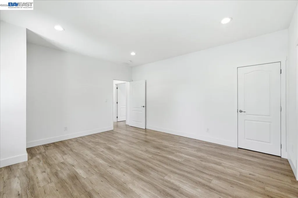 27915 Pueblo Springs Hayward CA 94545