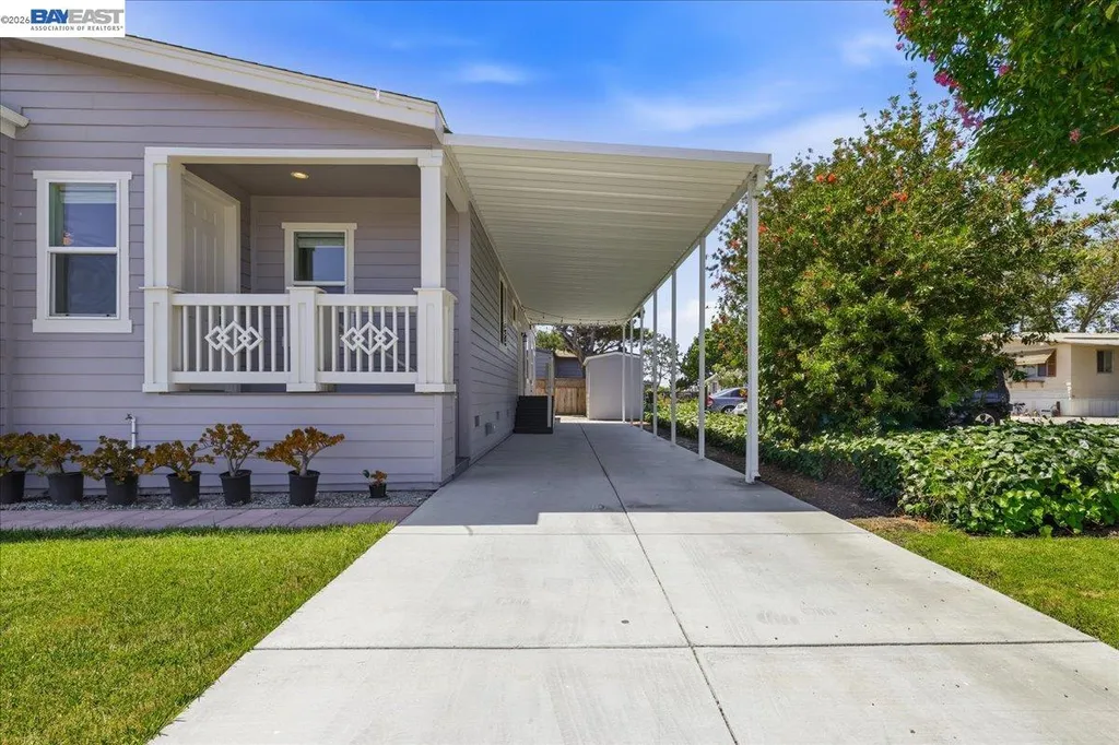 27915 Pueblo Springs Hayward CA 94545