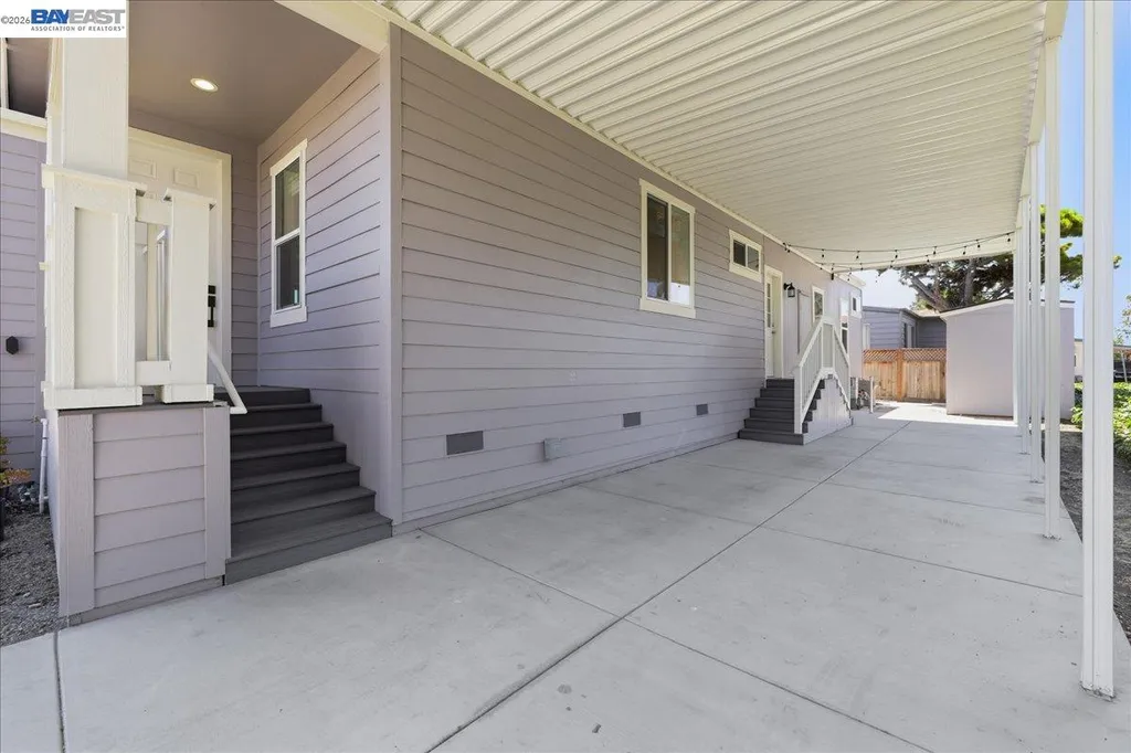 27915 Pueblo Springs Hayward CA 94545