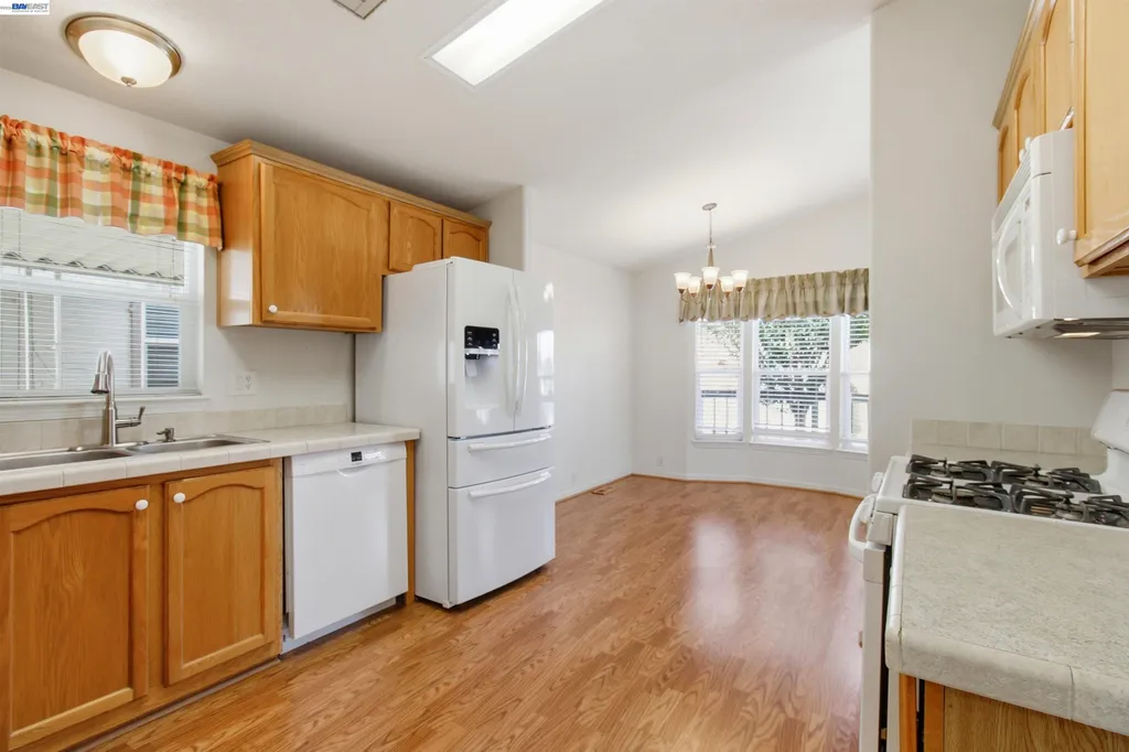 3263 Vineyard Avenue Pleasanton CA 94566