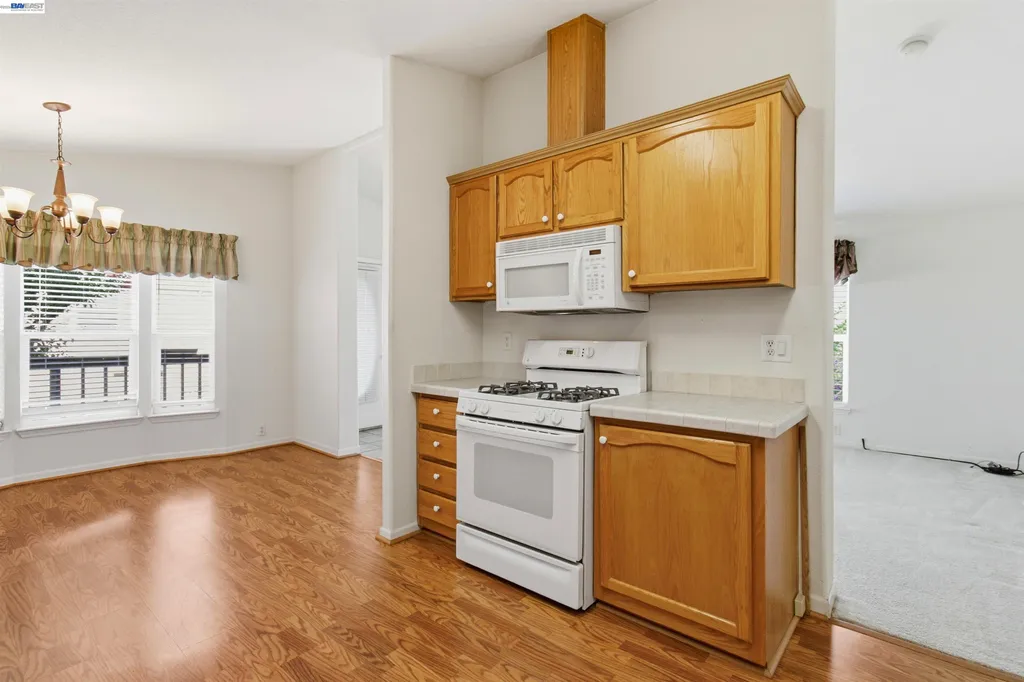 3263 Vineyard Avenue Pleasanton CA 94566