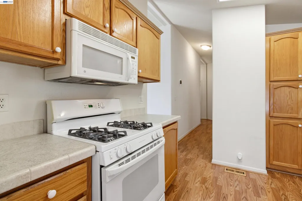 3263 Vineyard Avenue Pleasanton CA 94566