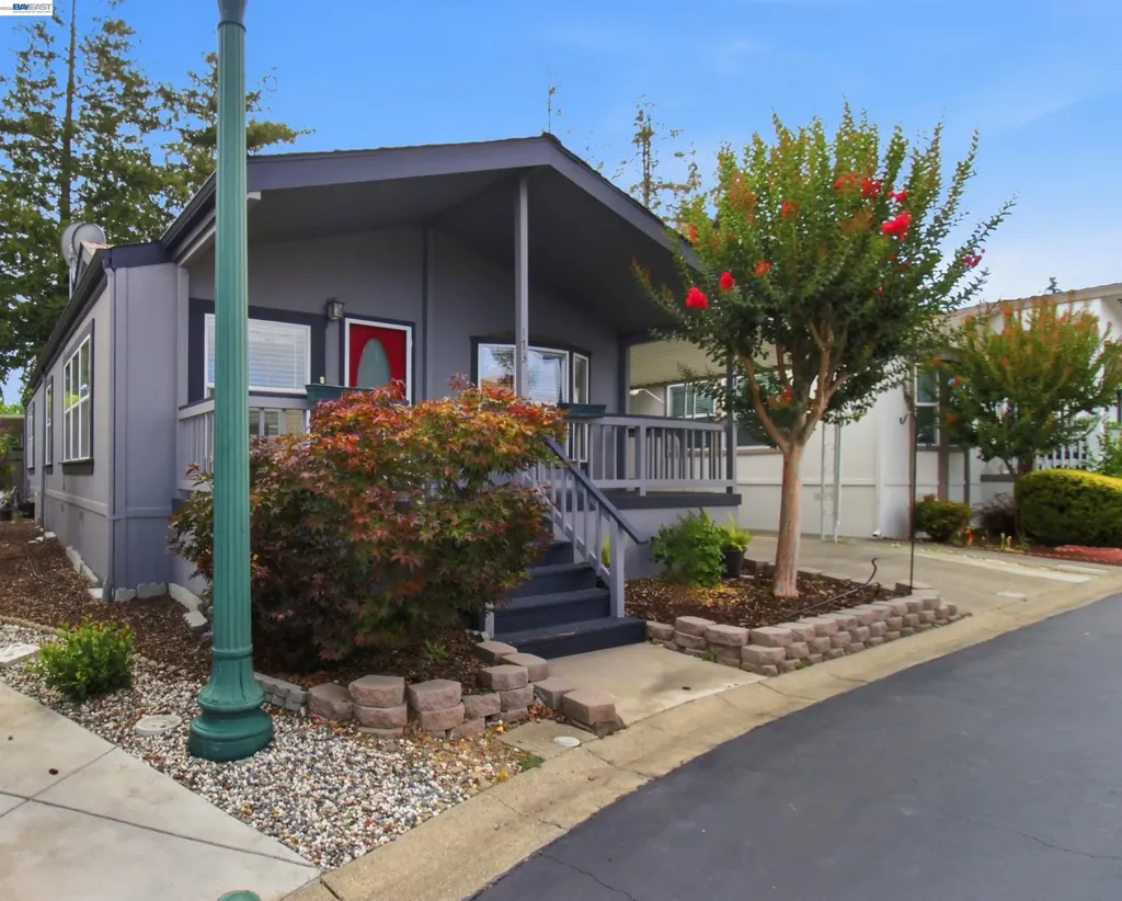 3263 Vineyard Avenue Pleasanton CA 94566