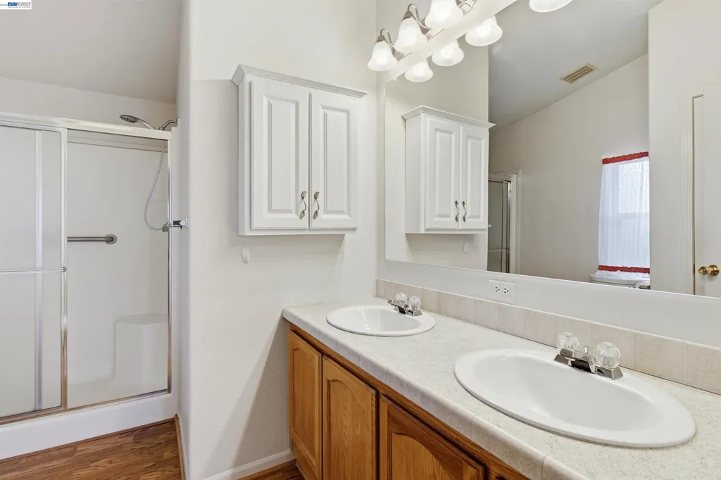 3263 Vineyard Avenue Pleasanton CA 94566