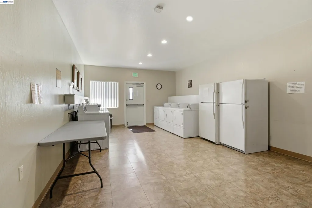3263 Vineyard Avenue Pleasanton CA 94566
