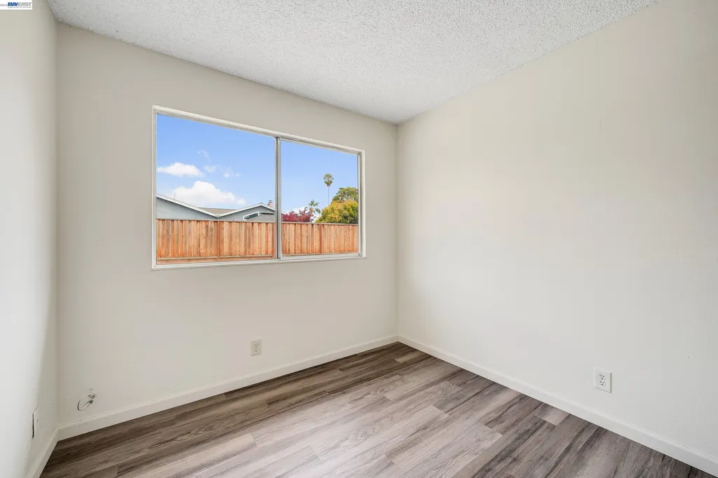 32466 Lake Berryessa Drive Fremont CA 94555