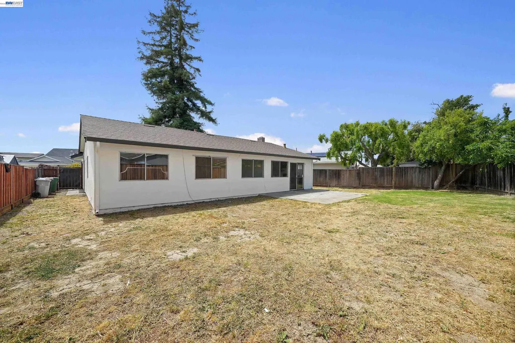 32466 Lake Berryessa Drive Fremont CA 94555