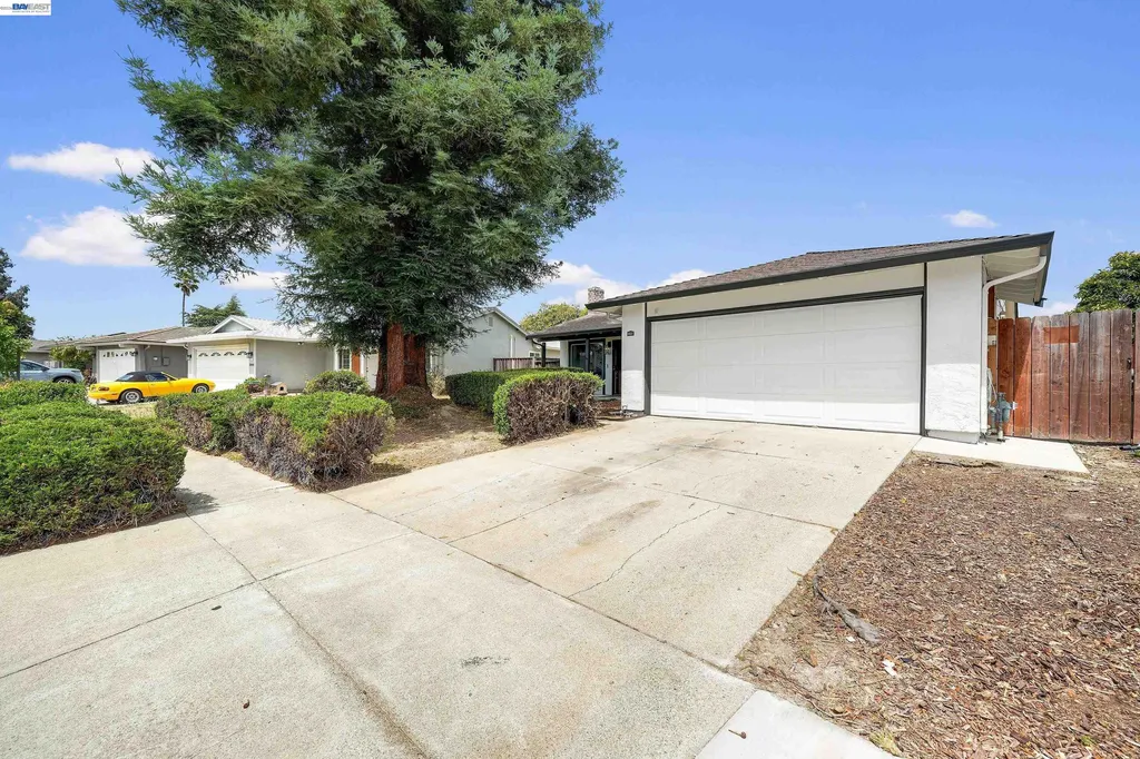32466 Lake Berryessa Drive Fremont CA 94555