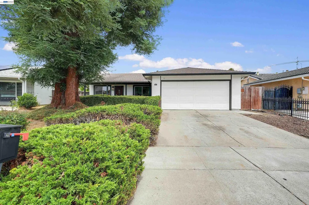 32466 Lake Berryessa Drive Fremont CA 94555