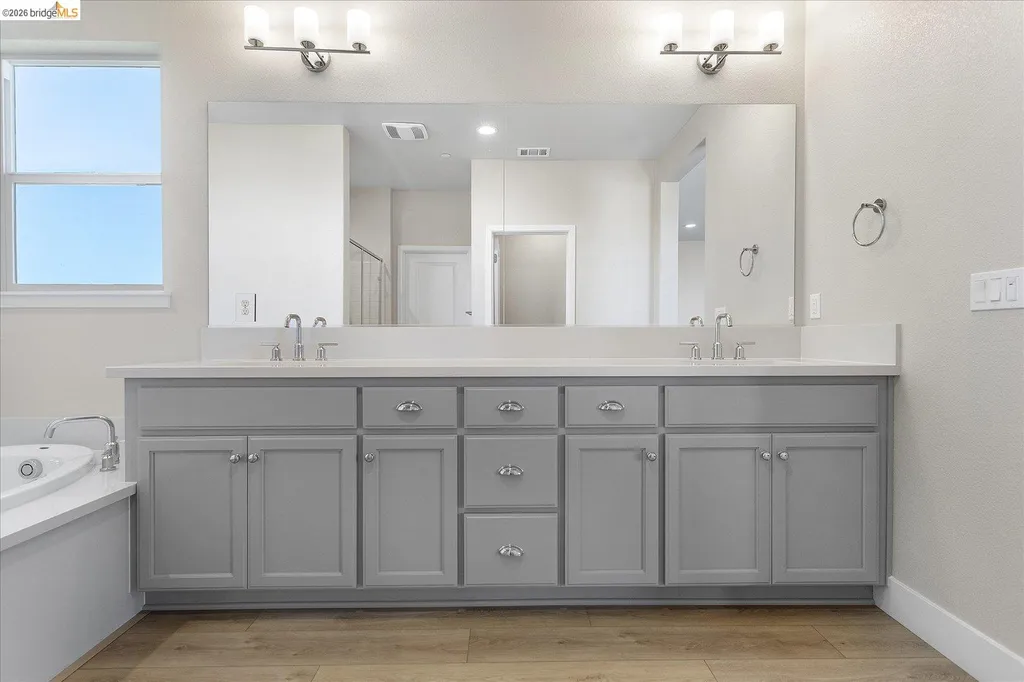 5601 Ridgepoint Way Antioch CA 94531