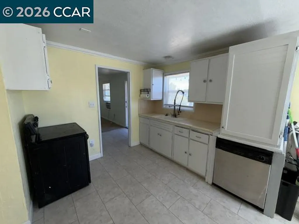 2344 Scenic Avenue Martinez CA 94553