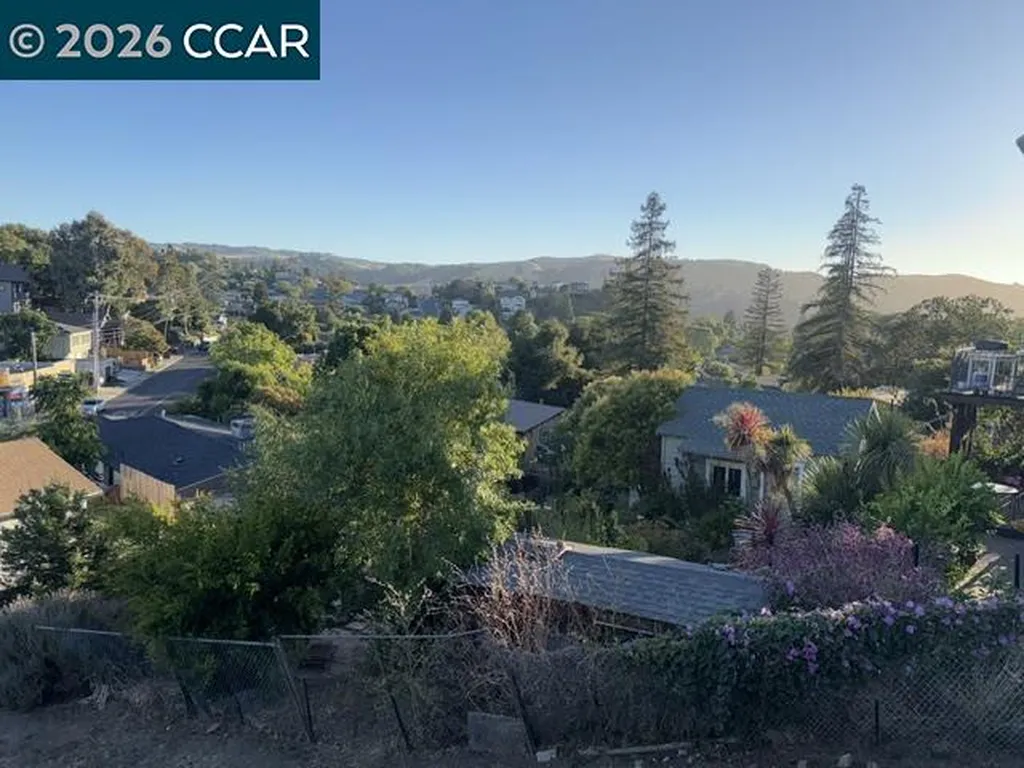 2344 Scenic Avenue Martinez CA 94553