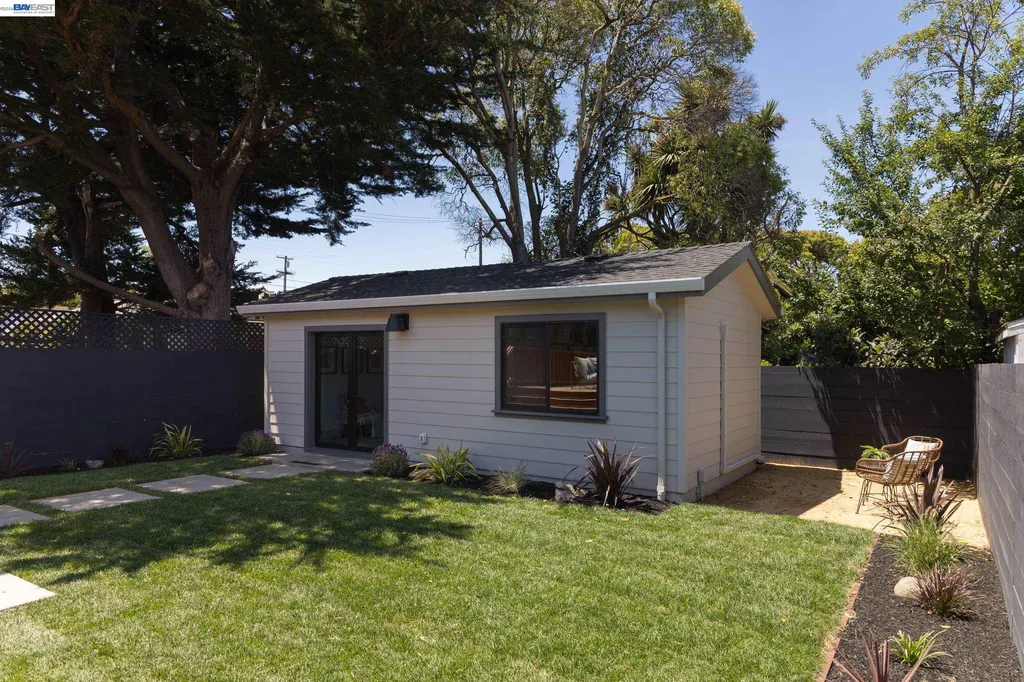 1646 10th Street Berkeley CA 94710