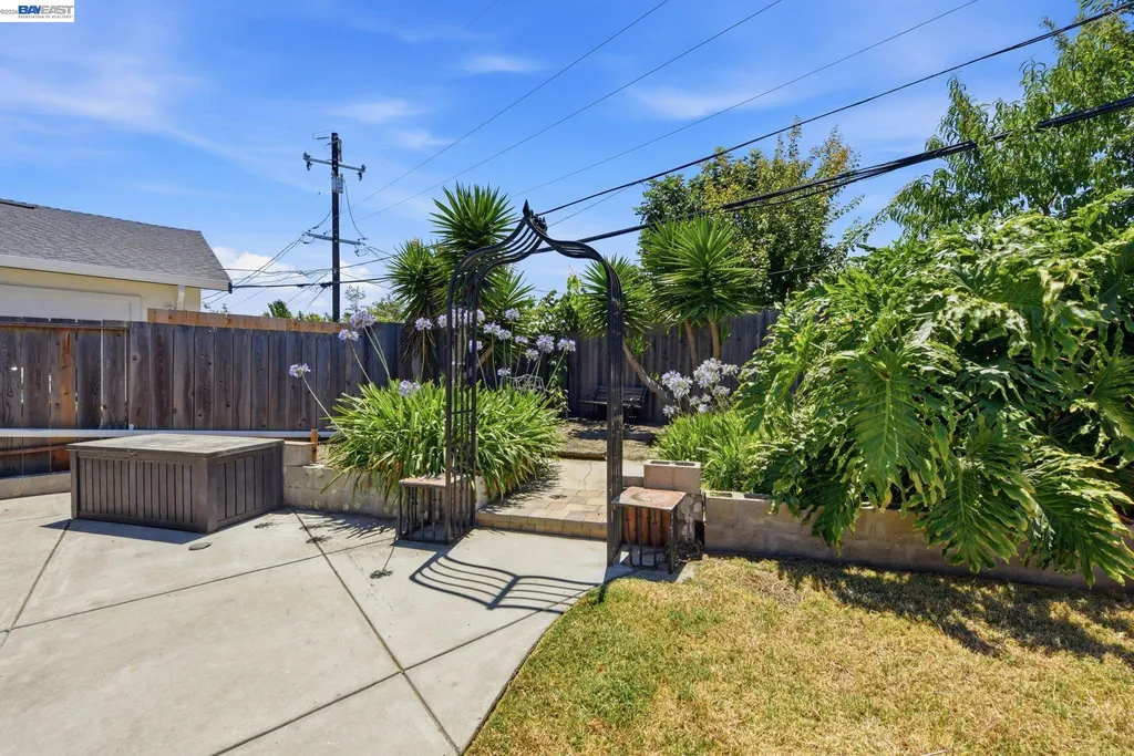 42881 Applewood Street Fremont CA 94538