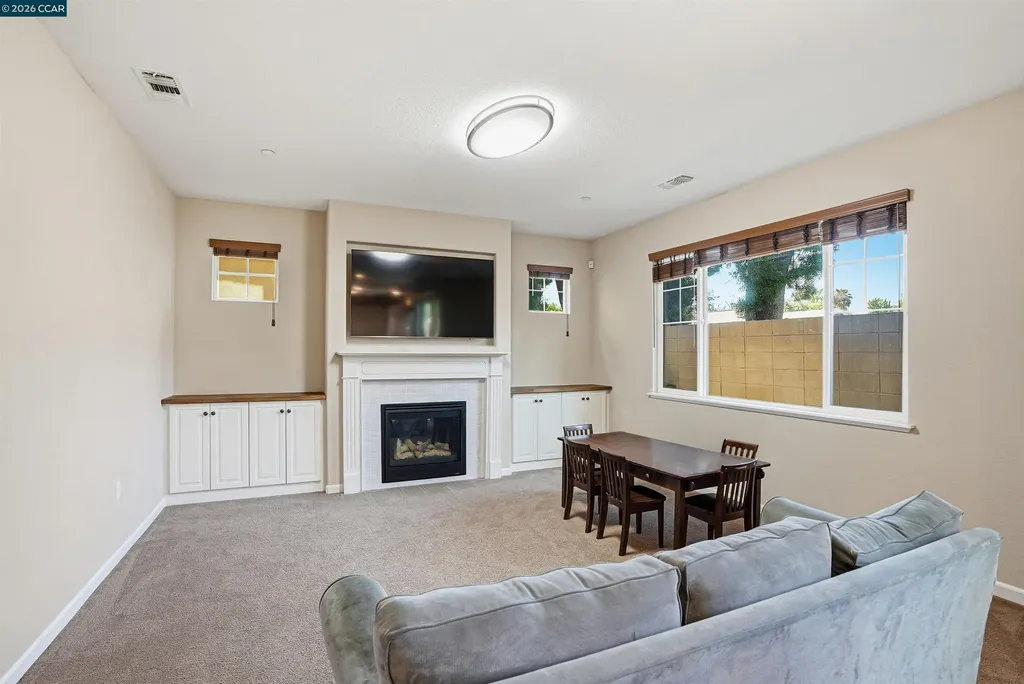 98 Belle Harbor Circle Pittsburg CA 94565