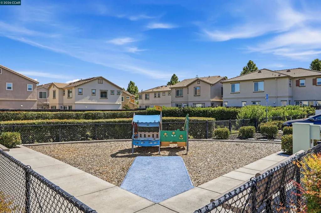 98 Belle Harbor Circle Pittsburg CA 94565