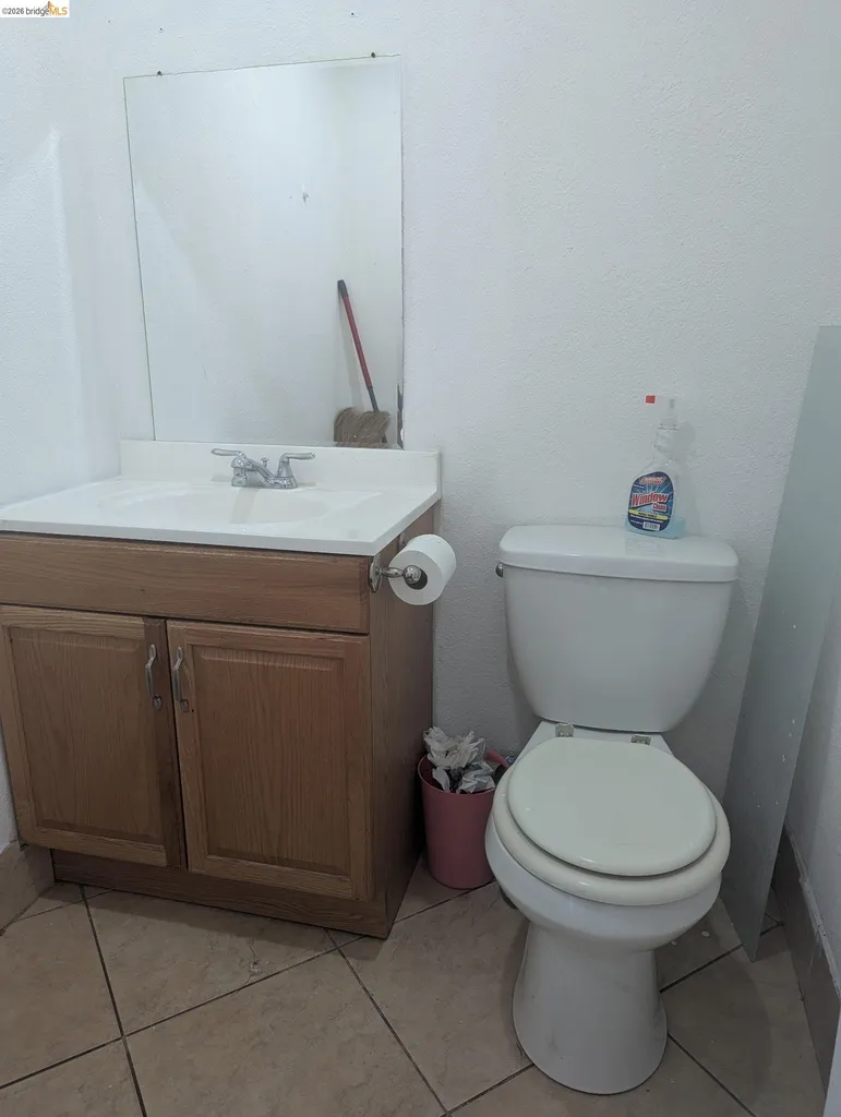 157 International Boulevard Oakland CA 94606