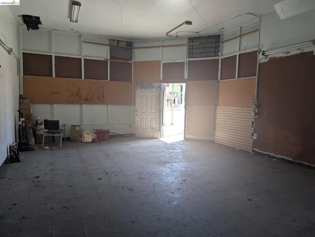 157 International Boulevard Oakland CA 94606