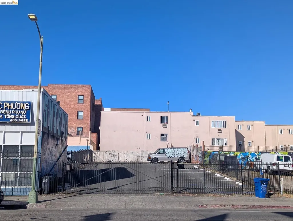 157 International Boulevard Oakland CA 94606