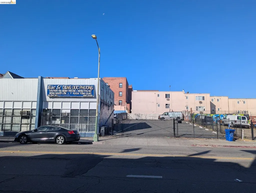 157 International Boulevard Oakland CA 94606