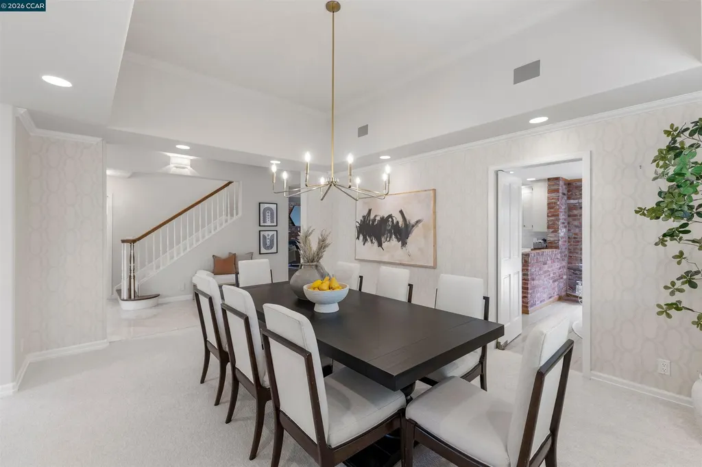 21 Oval Road Oakland CA 94611