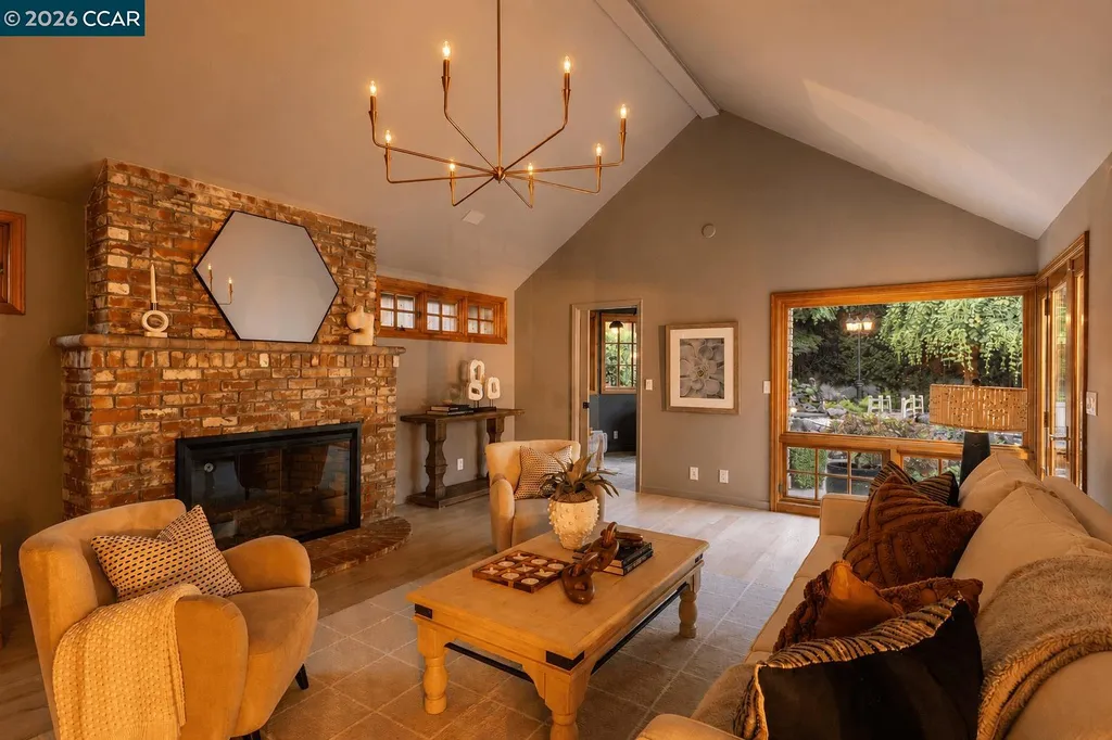 21 Oval Road Oakland CA 94611
