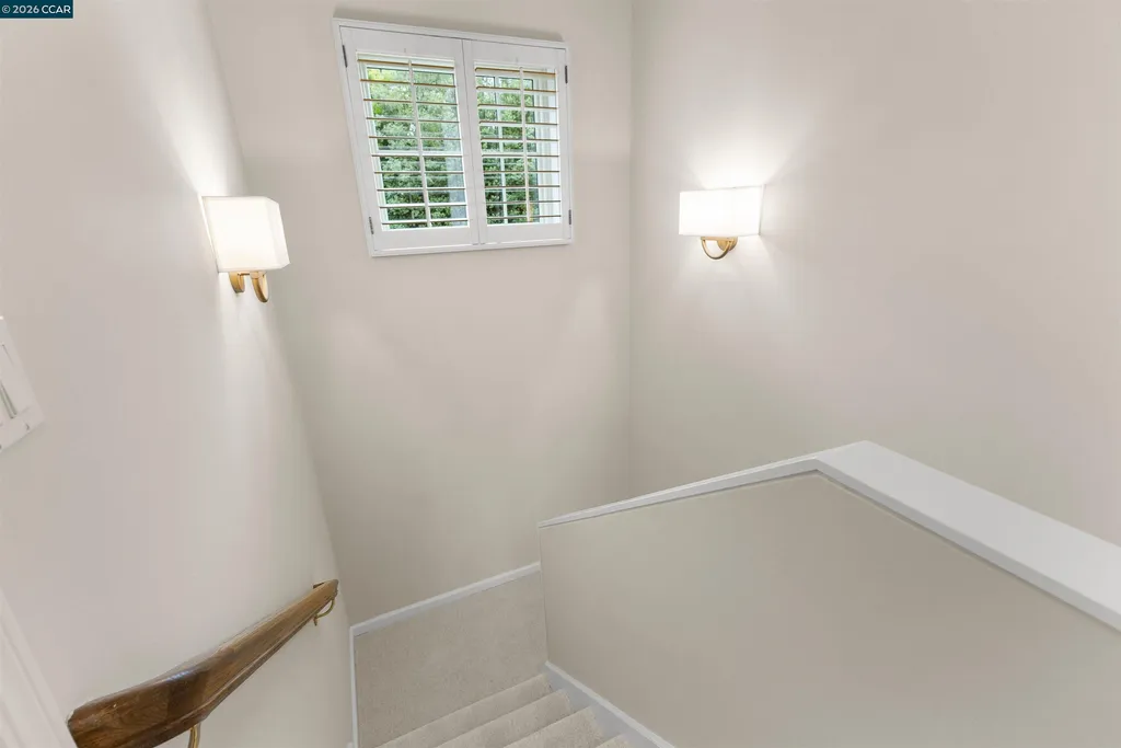 21 Oval Road Oakland CA 94611