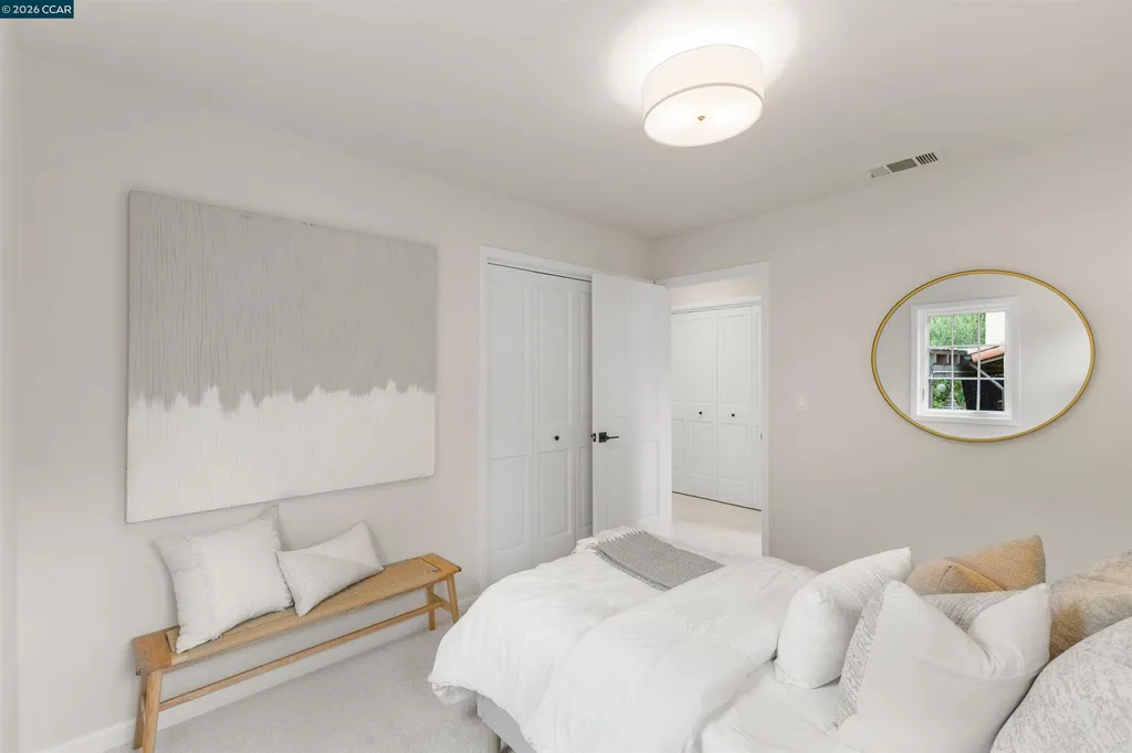 21 Oval Road Oakland CA 94611