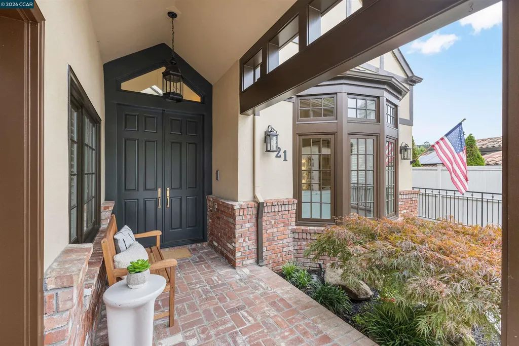21 Oval Road Oakland CA 94611