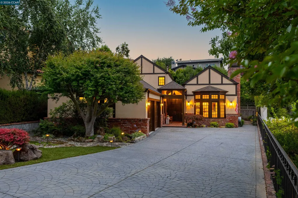 21 Oval Road Oakland CA 94611