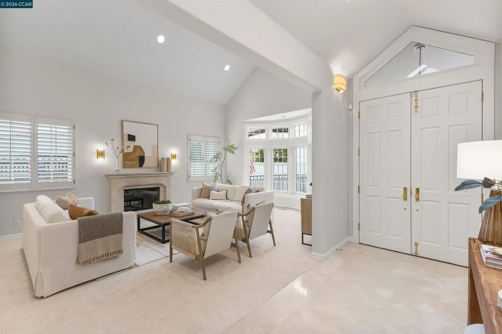 21 Oval Road Oakland CA 94611