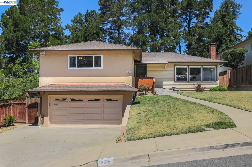 4815 Shetland Avenue Oakland CA 94605