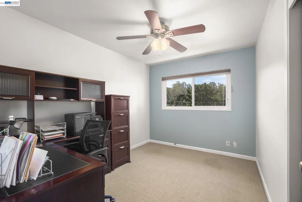 4815 Shetland Avenue Oakland CA 94605