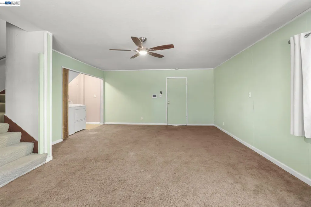 4815 Shetland Avenue Oakland CA 94605